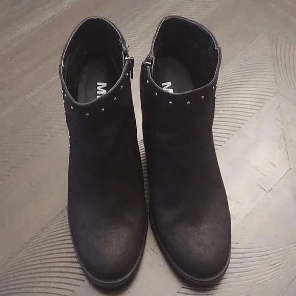 MIA Black Studded Textile Upper Sz 8.5 Ankle Boots Stacked Heel - Picture 2 of 11